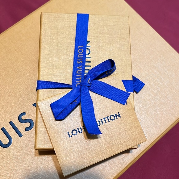 $4️⃣5️⃣0️⃣Authentic Louis Vuitton 6 keys holder - Picture 6 of 6